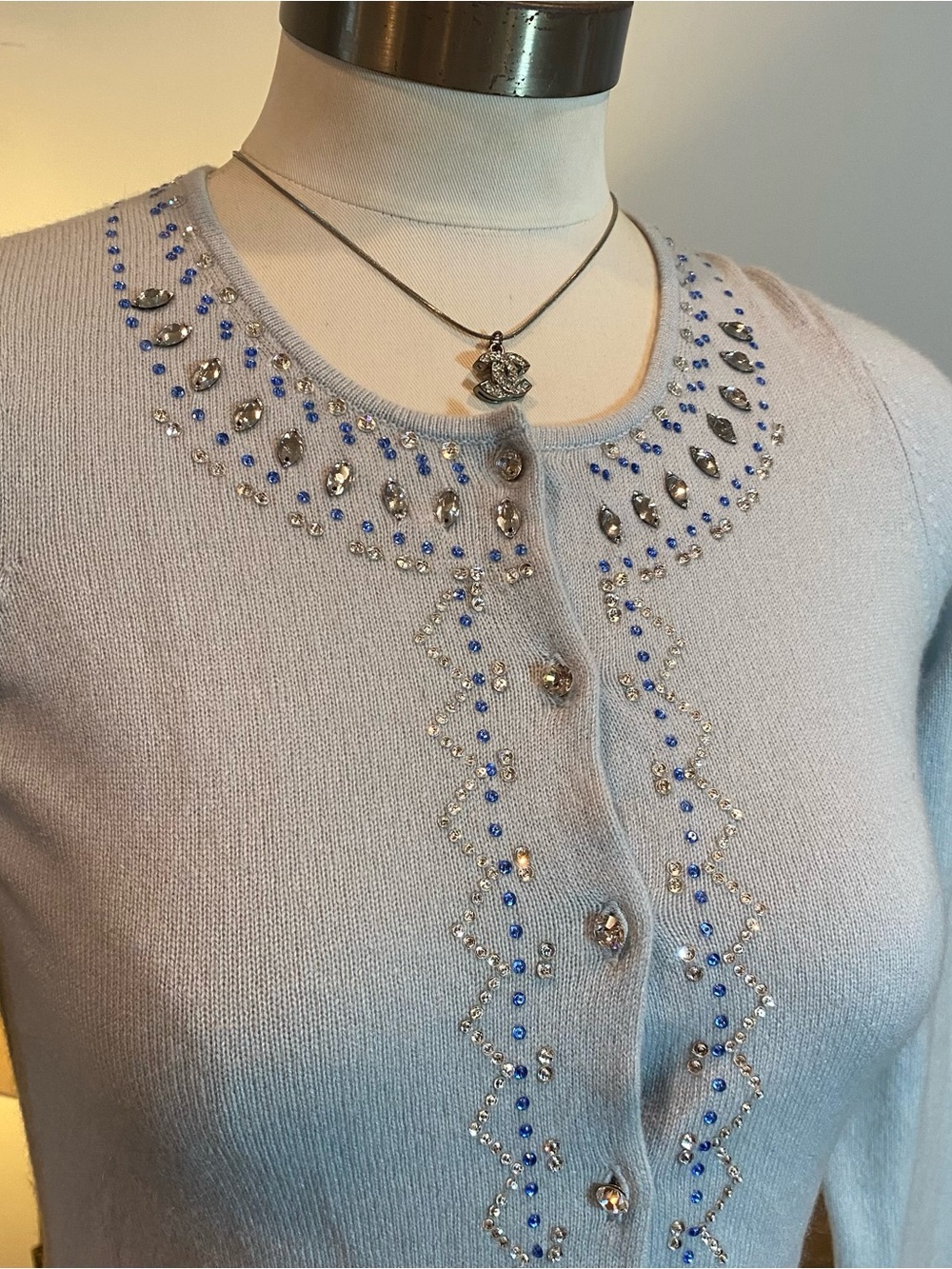 Saks Fifth Avenue 100% Cashmere Jeweled Cropped Cardigan Baby Blue Size XS - Picture 2 of 5